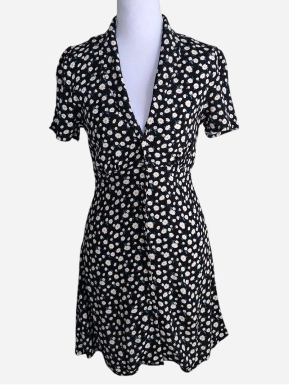 Retro 90’s Style Daisy Flower V-Neck Tie Back Button Down Mini Dress